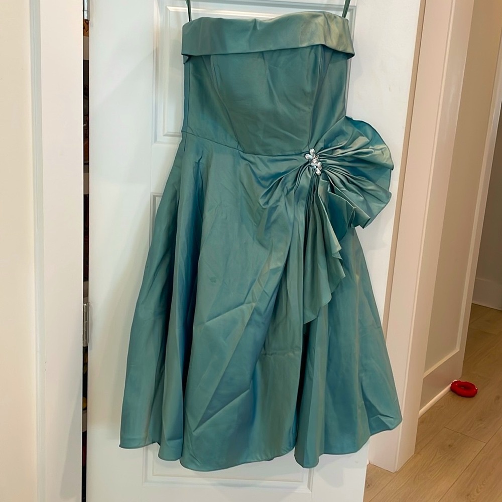 Mori Lee strapless iridescent metallic Taffeta dress
